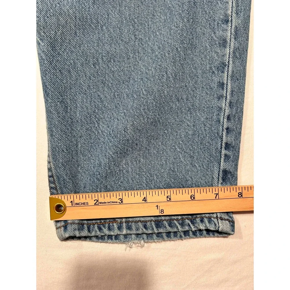Vintage Levis 560 Orange Tab Loose Fit Tapered Leg Light Wash Jeans 36x30